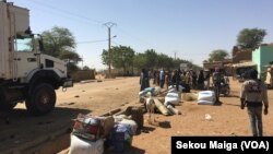 Kari don, ma kononton welekura, Niafunke marabolo la