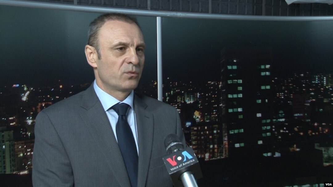 Slobodan Petrović iz Samostalne liberalne stranke izjavio je da će podržati ratifikaciju Sporazuma o demarkaciji sa Crnom Gorom