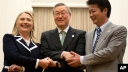 12일 아세안지역안보포럼에서 별도의 회담을 가진 미·한·일 외교장관.