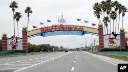 Taman hiburan Walt Disney World di Lake Buena Vista, Florida harus tutup akibat pandemi Covid-19. 