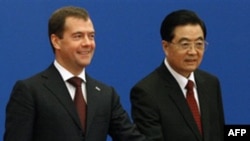 Дмитрий Медведев и Ху Цзиньтао