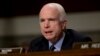 McCain: Es improbable que el Congreso pueda bloquear pacto nuclear