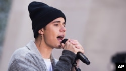 Justin Bieber performs on NBC's "Today" show at Rockefeller Plaza on Wednesday, Nov. 18, 2015 in New York. 