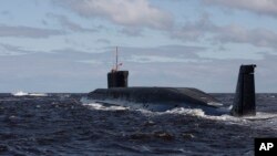 츨항하는 러시아 신형 핵잠수함 (자료사진)