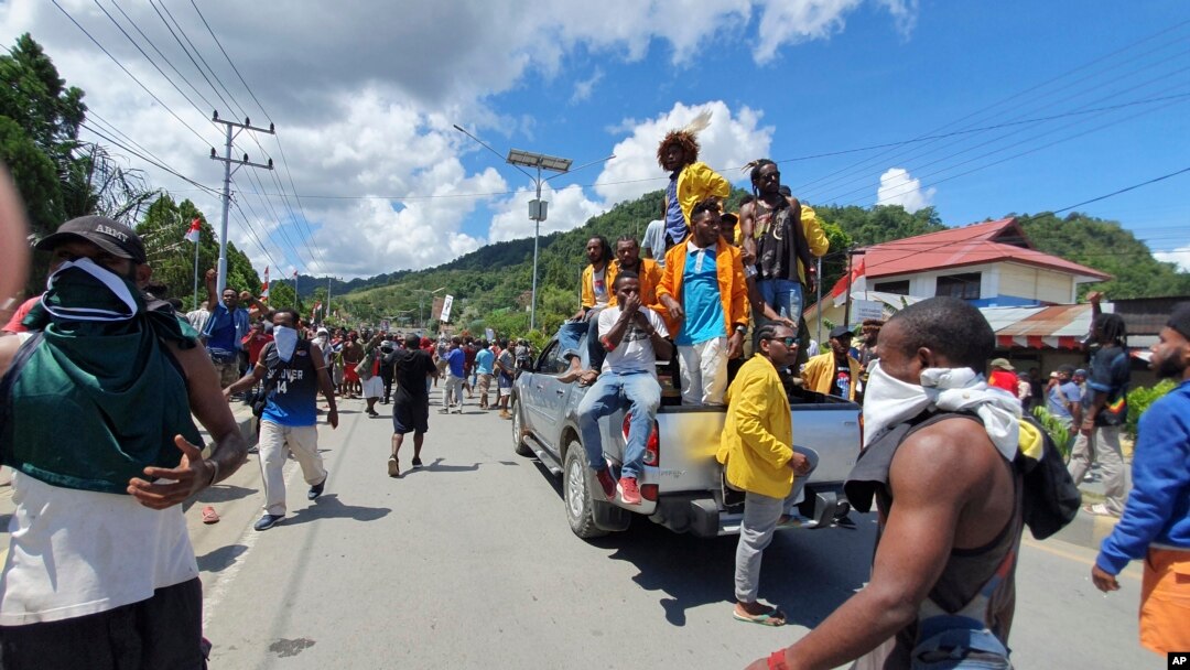 Aksi protes di Abepura, Jayapura, Papua, 29 Agustus 2019. (Foto: AP)