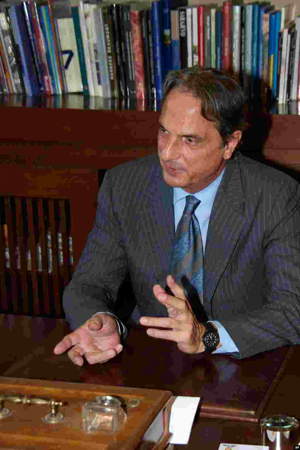 Prato Mayor Roberto Cenni says the police raids on Chinese factories were legitimate and needed to crack down on illegal business activities (Photo Moyan Shen)