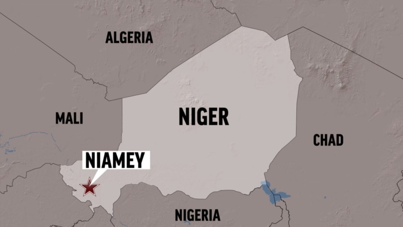 Niger journalist held after channel suspended, association says