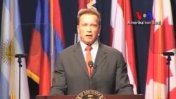 Arnold Schwarzenegger'den Politik Enstitü