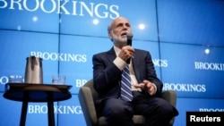 Former Federal Reserve chairman Ben Bernanke speaks after he was named among three U.S. economists awarded the 2022 Nobel Economics Prize, during a news conference at the Brookings Institution in Washington, U.S., October 10, 2022. (REUTERS/Ken Cedeno)