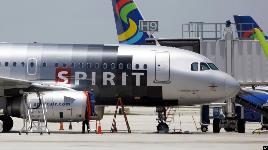 Kẻ quấy rối tình dục trên một chuyên bay của Spirit Airlines mới đây đã nhận án tù
