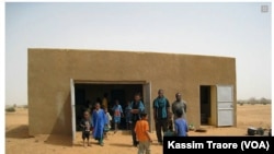 Rentrée à Kidal, au Mali, le 17 octobre 2016. (VOA/Kassim Traore)