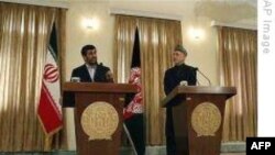 Ahmedinejad: 'Afganistan'daki ABD Askerleri Çekilsin'