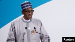 Ancien général de l'armée, Muhammadu Buhari avait été élu en 2015 puis réélu en 2019 sur sa réputation d'homme fort et sa promesse de mettre un terme à l'insécurité.