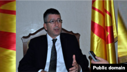 ئاری هه‌رسین