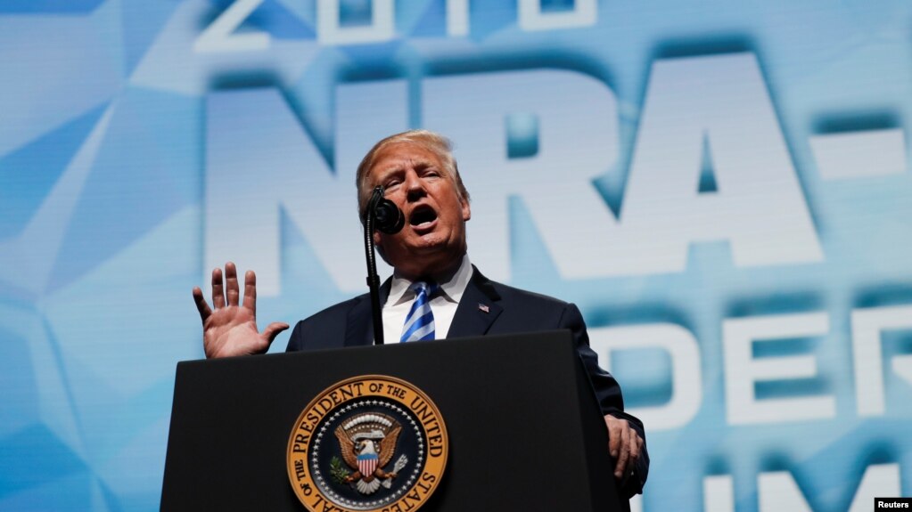 Tổng thống Donald Trump phát biểu tại một đại hội của Hiệp hội Súng trường Quốc gia (NRA) ở Dallas, bang Texas, ngày 4 tháng 5, 2018.