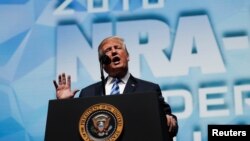 Tổng thống Donald Trump phát biểu tại một đại hội của Hiệp hội Súng trường Quốc gia (NRA) ở Dallas, bang Texas, ngày 4 tháng 5, 2018.