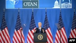 El presidente de Estados Unidos, Joe Biden, habla durante una conferencia de prensa al cierre de la 75a Cumbre de la OTAN en el Centro de Convenciones de Washington, el 11 de julio de 2024.