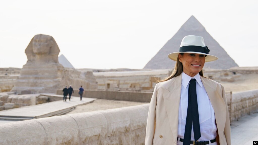 La primera dama Melania Trump concluye su viaje de cuatro días a Africa en el Cairo, Egipto. Noviembre 6, 2018. 