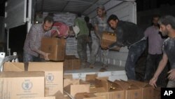Dostava pomoći stanovnicima sirijskog grada Daraje