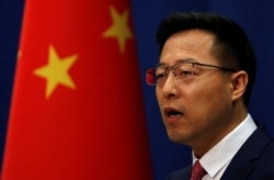 中國外交部發言人趙立堅在例行記者會上。（2020年4月8日）