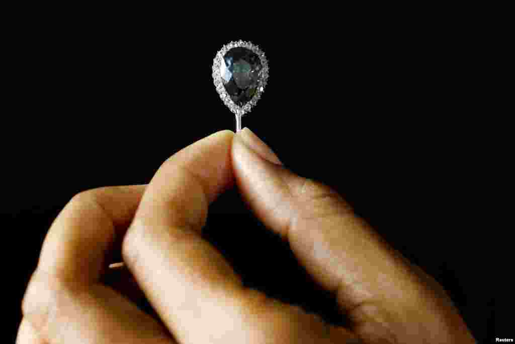 فروش الماس آبی&nbsp; برای اولین بار بعد از ۳۰۰ سال در حراج خانه ساتبی در ژنو سوئیس &nbsp;