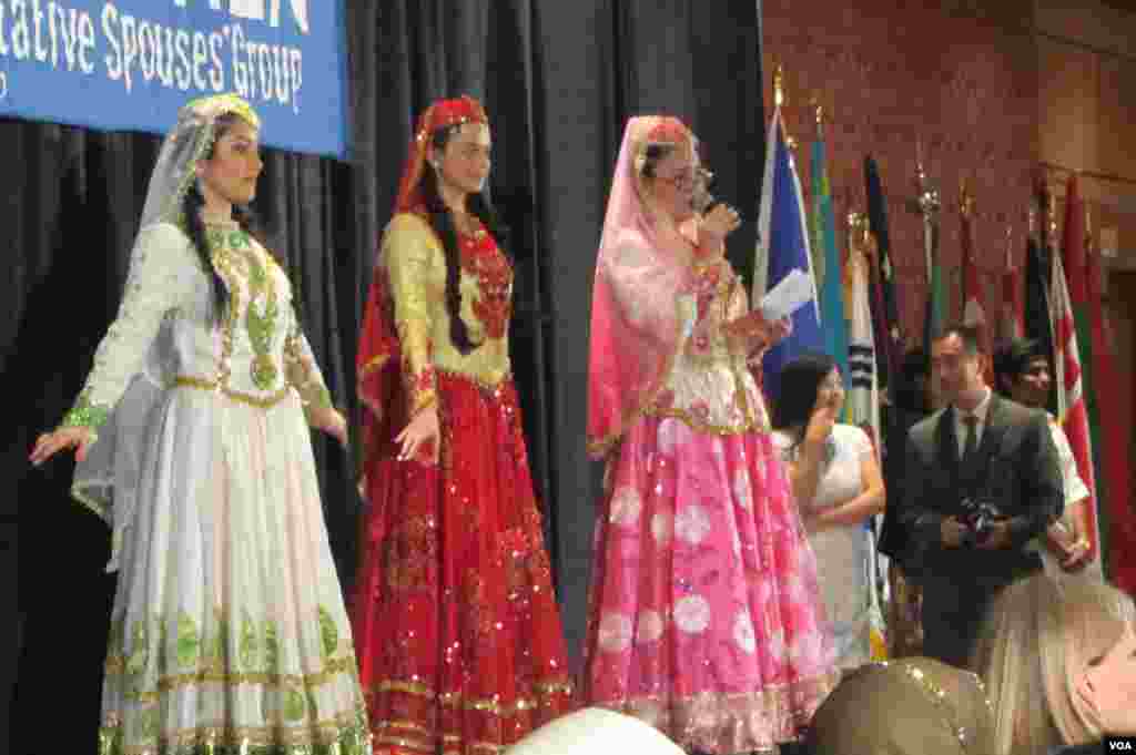Azerbaijani National Costume Presenters