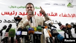 축출 당한 무함마드 무르시 전 이집트 대통령의 아들 오사마 무르시가 22일 카이로에서 기자회견을 열었다.