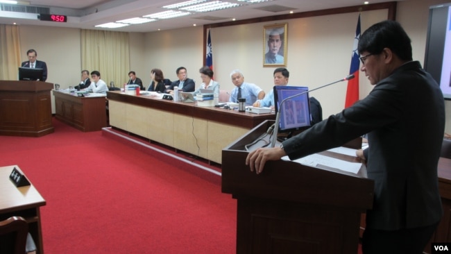中国居住证议题成为10月8号台湾立法院内政委员会质询的焦点