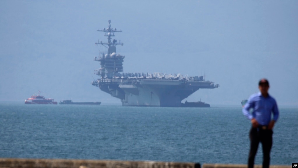 Tàu sân bay USS Carl Vinson của Mỹ cập cảng Tiên Sa, Đà Nẵng, hôm 5/3 năm 2018