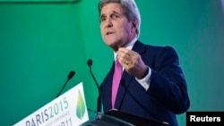 US Secretary of State John Kerry delivers a speech during the COP21 United Nations conference on climate change. (Dec. 9, 2015)