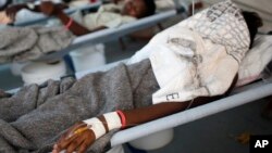 Des Haïtiens souffrant du choléra, à l’hôpital de Médecins sans frontières (MSF) à Port-au-Prince, en 2012.