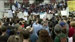 Estudiantes protestan apasionadamente en Tallahassee