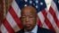 Archivo - En esta foto del 21 de junio de 2019, el representante John Lewis, demócrata por Georgia, es visto antrs der firmar la Primera Ley del Contribuyente de 2019, en el Capitolio en Washington, D.C.