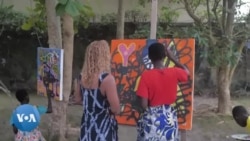 Côte d’Ivoire : une école d’art pour former les jeunes filles à Assinie