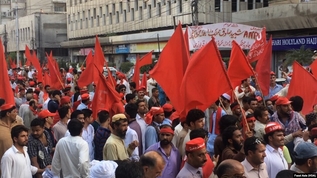 د ای اېن پي ګوند لخوا غټې احتجاجي مظاهرې په صوابۍ، کراچۍ او اسلام اباد کې راجوړې شوې وې .