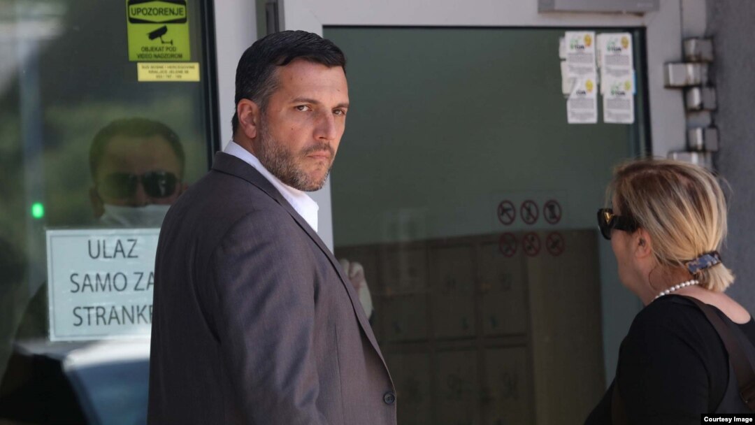 Aleksandar Zolak ulazi u Sud BiH, 29. juni 2020. (Izvor: BIRN BiH)