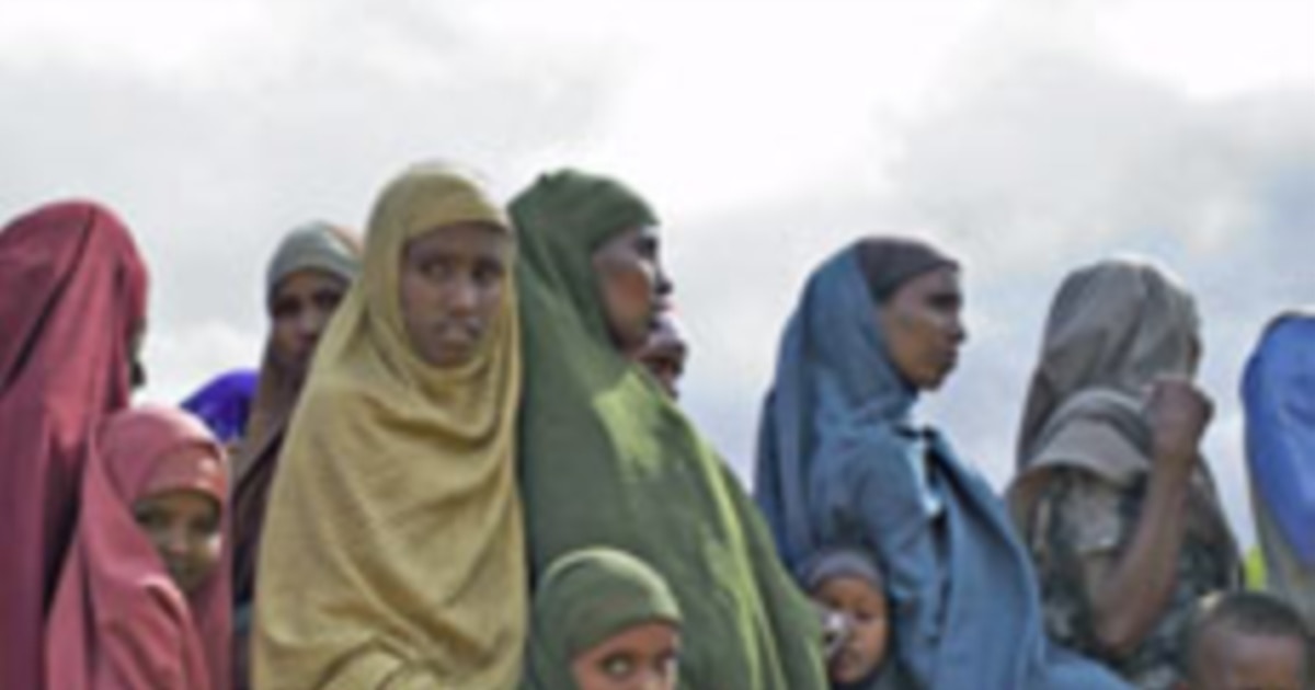 Uylangan rus ayollar porno Labiyani nasos bilan shishiradi