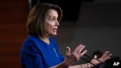 Nancy Pelosi, presidente de la Cámara de Representantes de EE.UU. defiende medida para revoar orden de emergencia nacional hecha por el presidente Donald Trump.