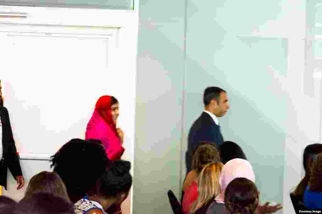 ملاله تالار ته راځي