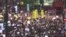 香港繼續爆發大規模遊行 爭取中國遊客支持