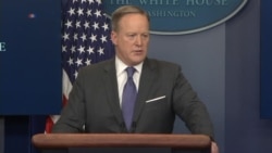 Spicer: Those Detained at Airports Were ‘Inconvenienced A Little’