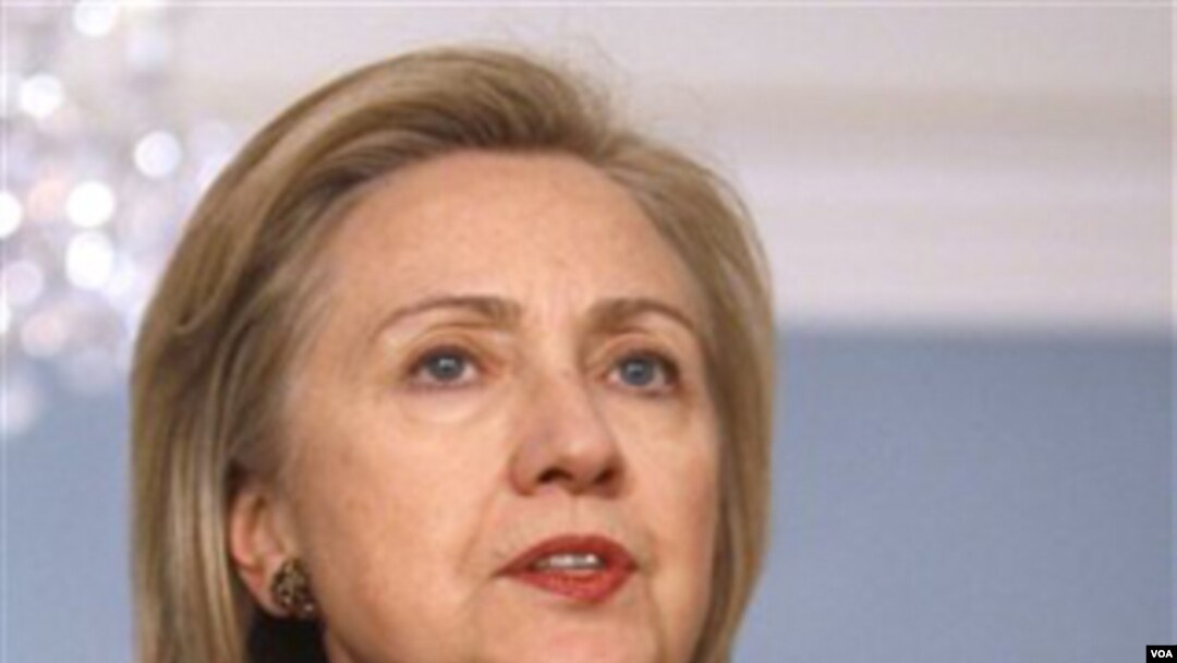 Menlu AS Hillary Clinton sedang menuju Jenewa untuk merundingkan lebih lanjut penanganan krisis Libya dengan para sekutu AS.
