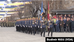 Defile Kosovskih bezbednosnih snaga u Prištini (Foto: Glas Amerike)