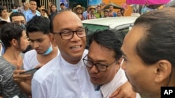 APTOPIX Myanmar Prisoners Release