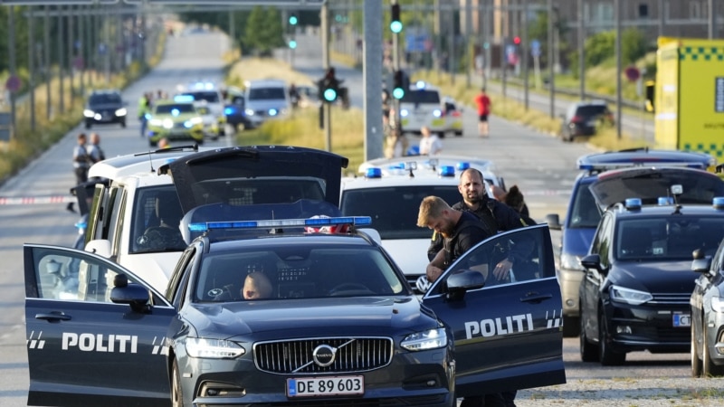 Several people killed in Copenhagen shopping center shooting