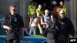 Des policiers déployés après l’attaque par un véhicule-bélier à Münster, Allemagne, 7 avril 2018.