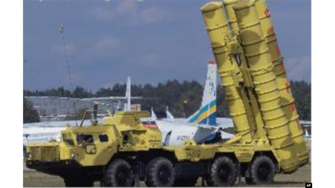 Sistema de defesa anti-aérea russo - modelo usado pelas forças de Kadhafi