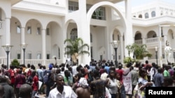 Protesters occupy Mali's presidential palace in the capital Bamako, May 21, 2012.