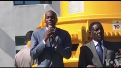 Ayiti: Prezidan Jovenel Moise Prezante Materyèl Lou pou Repare ak Asfalte Wout nan Peyi a