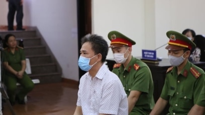 Ông Quách Duy tại phiên tòa ngày 15/4/2021. Photo Thanh Nien